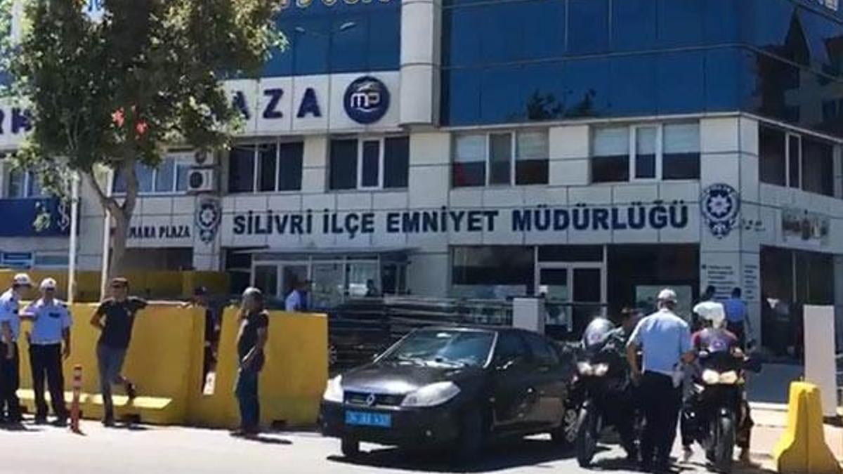 Emniyet müdürü makamında ölü bulundu
