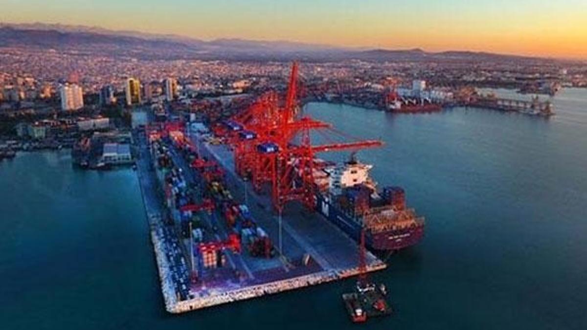 Akfen Holding, hisselerinin yüzde 40'nı yabancılara sattı
