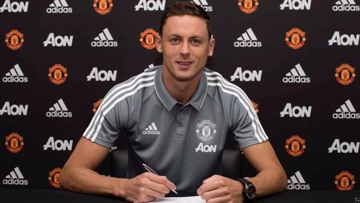 Manchester United, Matic'i kadrosuna kattı