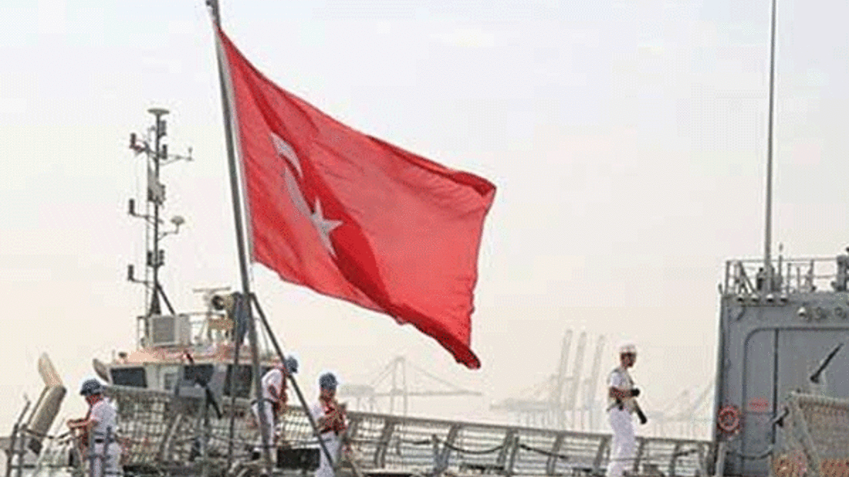 Katar ve Türk ordusunun askeri tatbikatı başladı