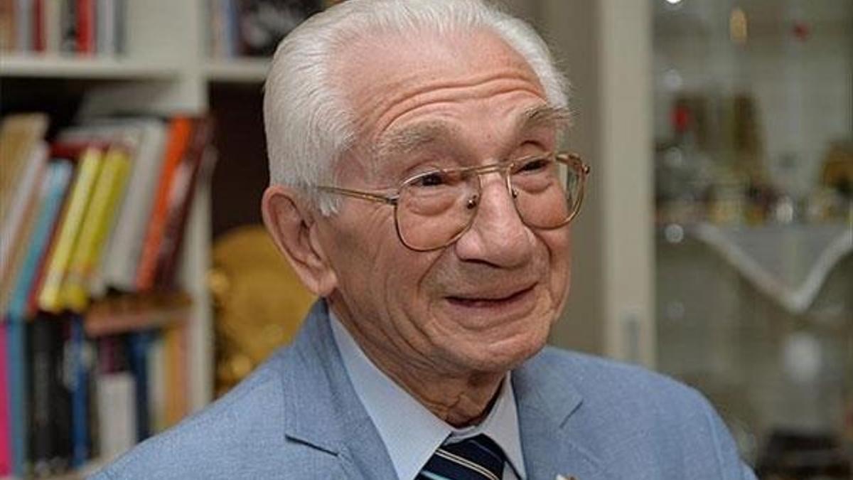 Ünlü bestekar Alaeddin Yavaşça hastaneye kaldırıldı
