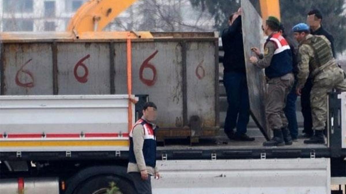 FETÖ'nün MİT TIR'larını durdurmadan önce MİT'i dinlediği ortaya çıktı