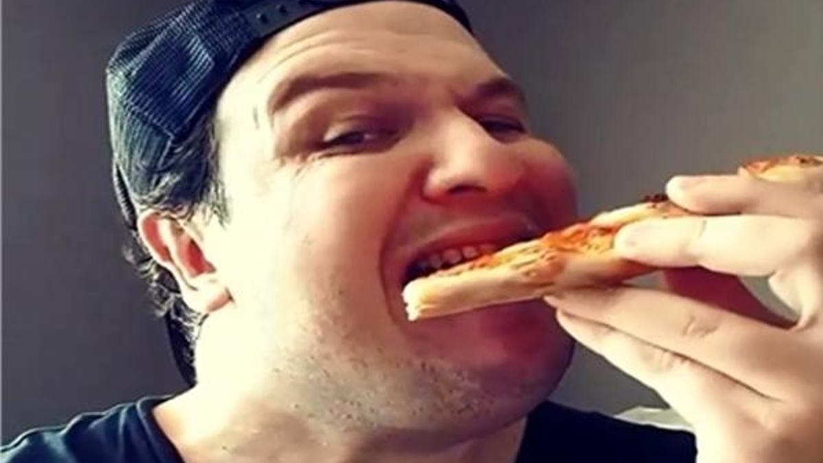 Kendi pizzasını kendi yaptı