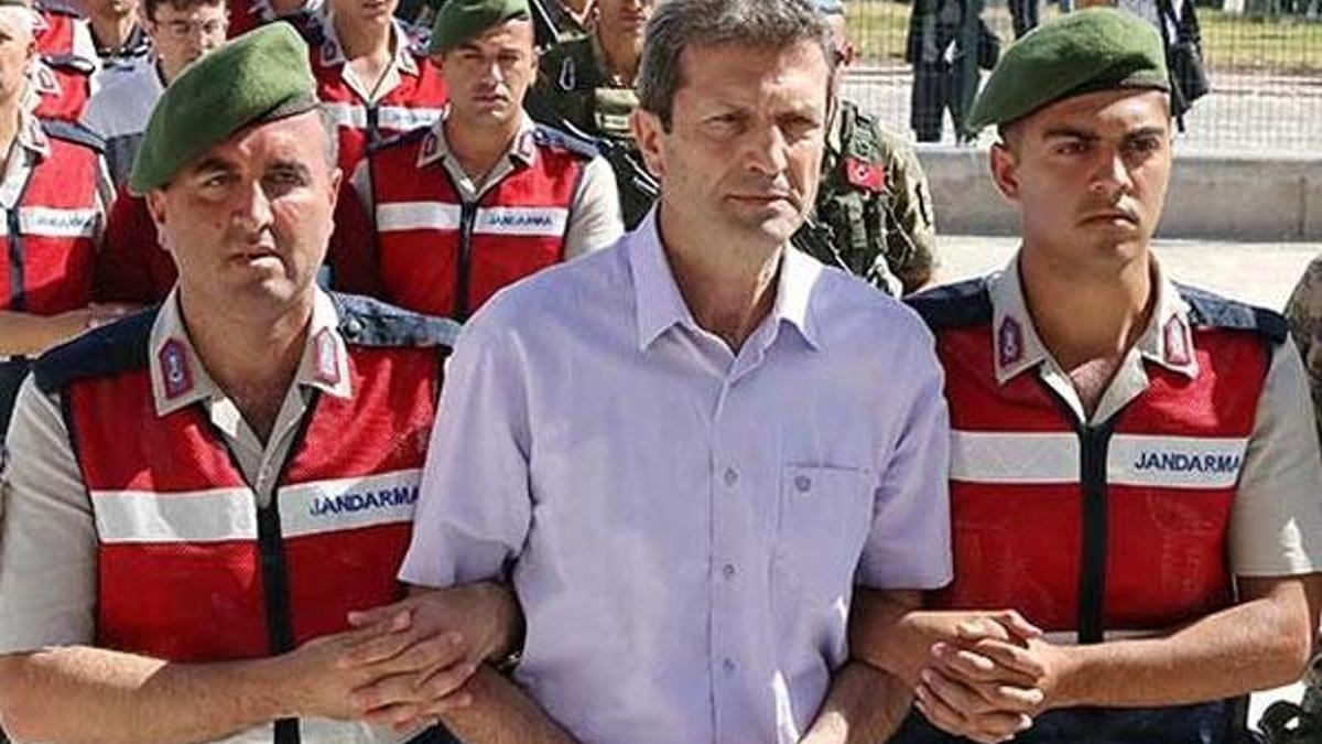 Darbeci generalden flaş Zekeriya Kuzu itirafı!