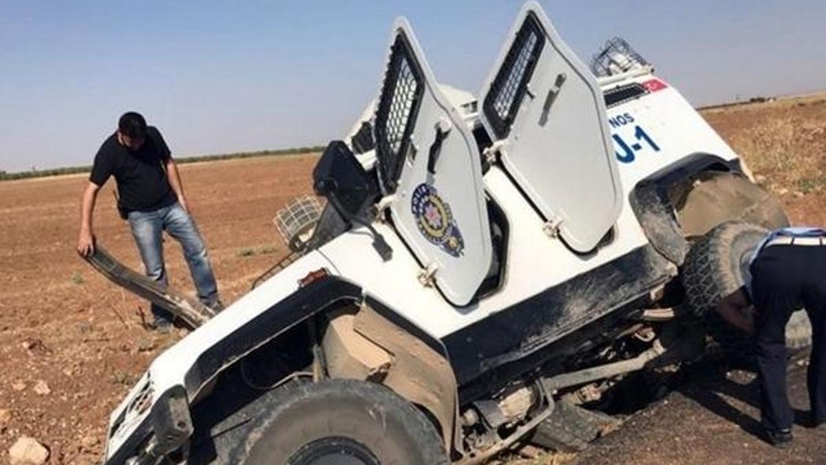 Nusaybin'de zırhlı polis aracı devrildi