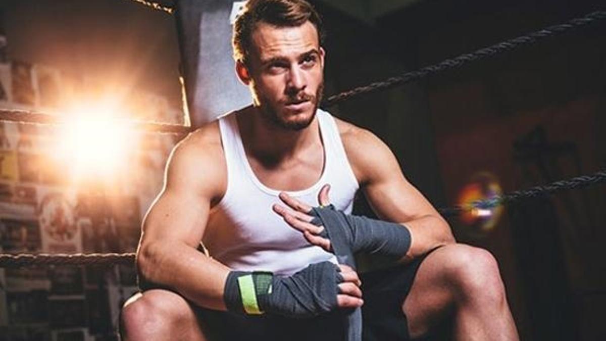 Kerem Bürsin Çin filminde oynadı!