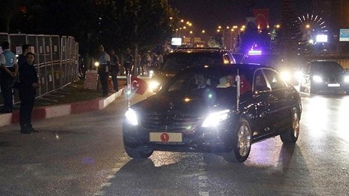 Cumhurbaşkanı Erdoğan, Nur Tatar'ın düğününe katıldı
