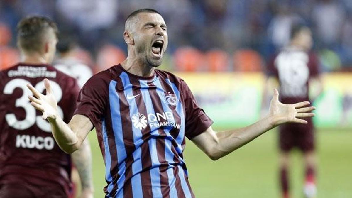 Burak Yılmaz golle başladı!
