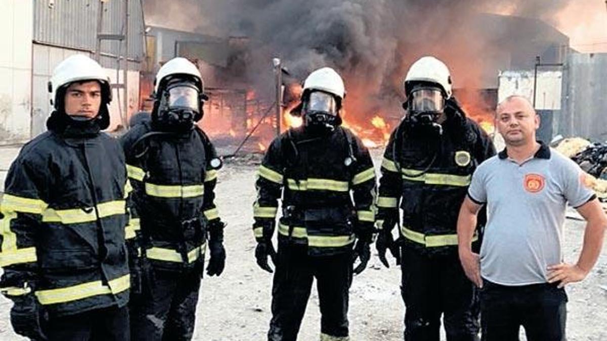 Yangından haberimiz yokmuş gibi çek panpa