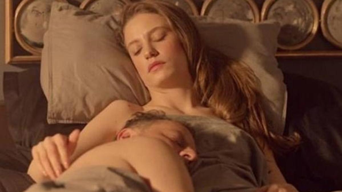 Serenay Sarıkaya'dan 'Fi' açıklaması!