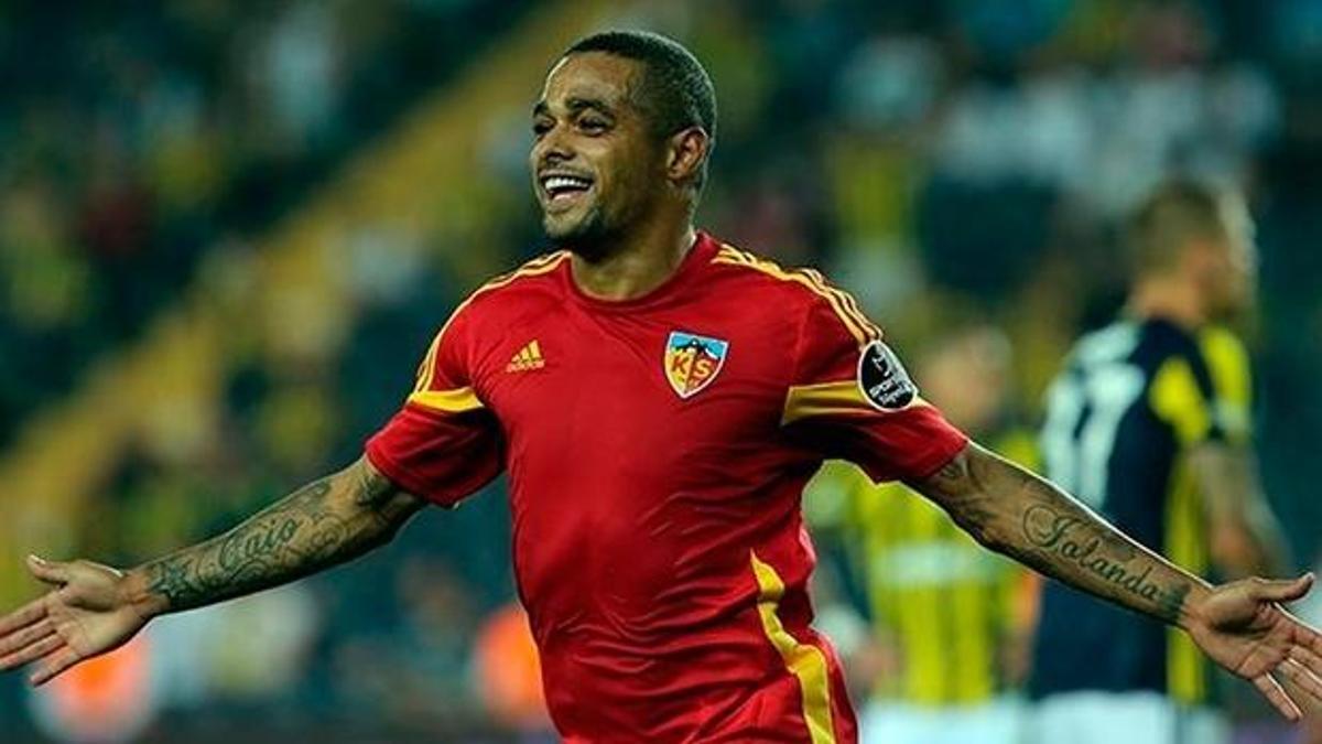 Galatasaray'da sürpriz gelişme!