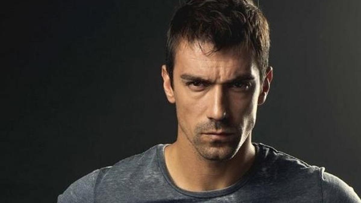 Kıvanç Tatlıtuğ'un rolü İbrahim Çelikkol'a verildi!