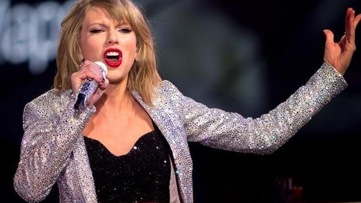 Taylor Swift 1 dolarlık davayı kazanınca bakın ne yaptı?