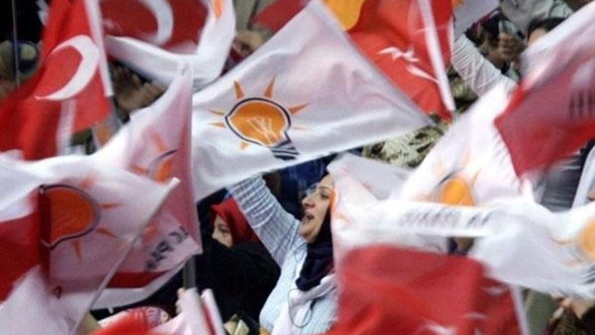 AK Parti Kadın Kolları’nda 'online' başvuru dönemi
