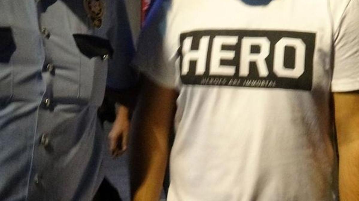 'Hero' tişörtüyle yakalandı, 2 hattında 'ByLock' çıktı
