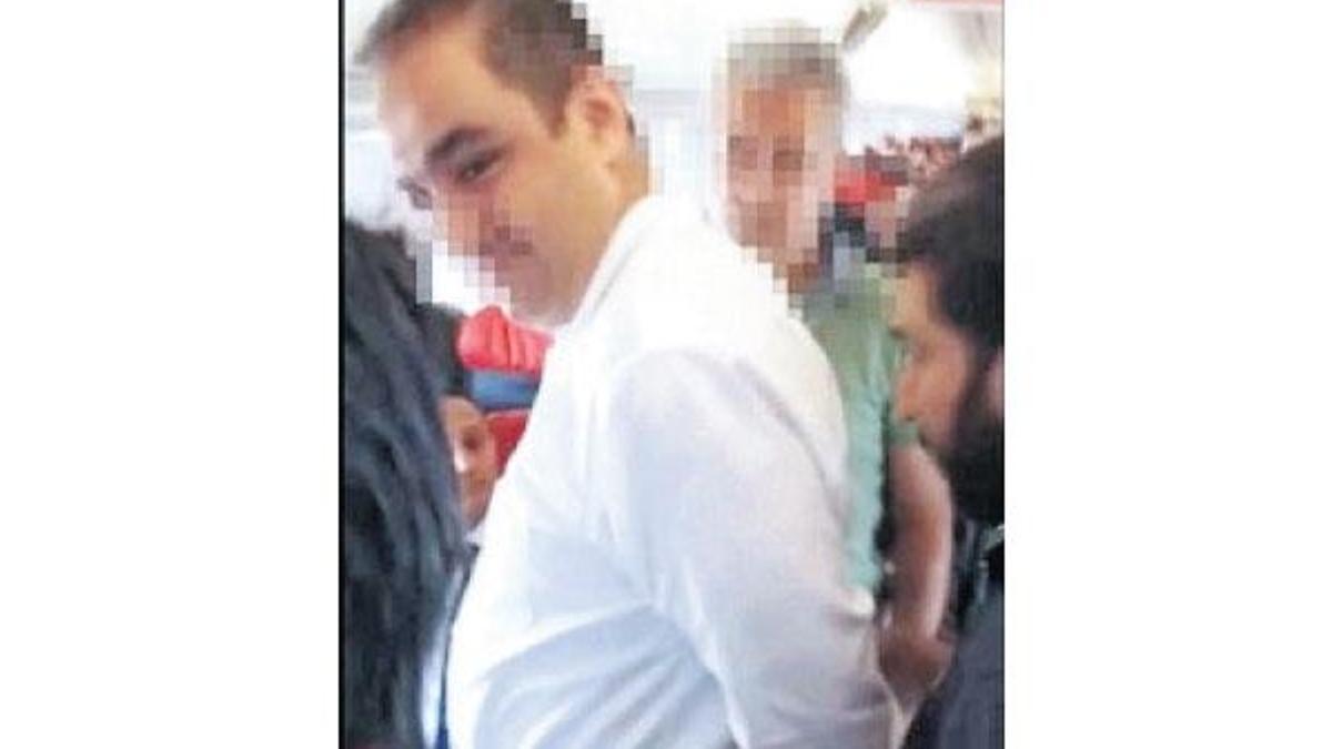 Kayyumdan önce holdingi parça parça boşaltmış...