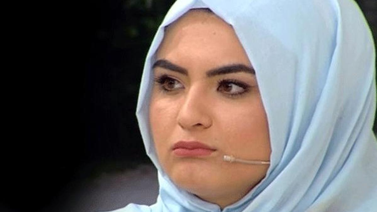 Hanife para basmaya devam ediyor!