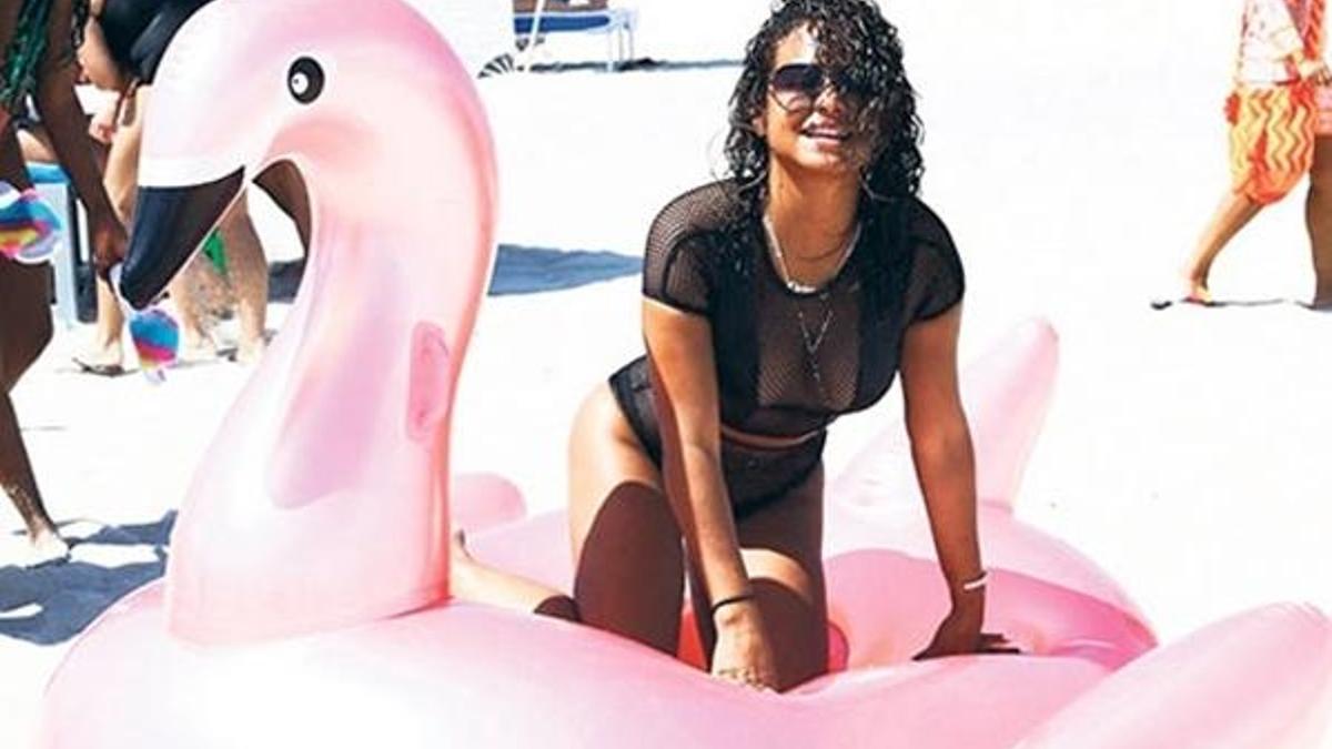 Christina Milian da modaya uydu!