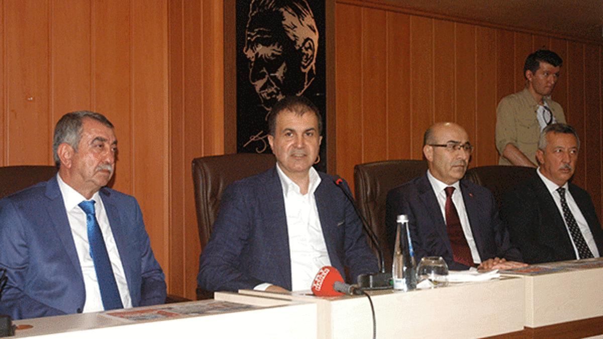 AB Bakanı: En tepeye Erdoğan'ı koymuşlar...