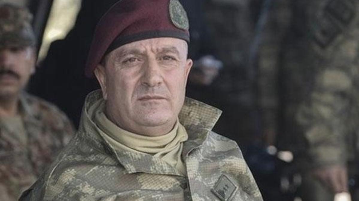 Aksakallı'nın annesi hayatını kaybetti
