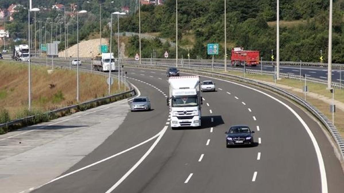 1 aydır kapalı olan TEM'in Bolu geçişinin İstanbul yönü açıldı