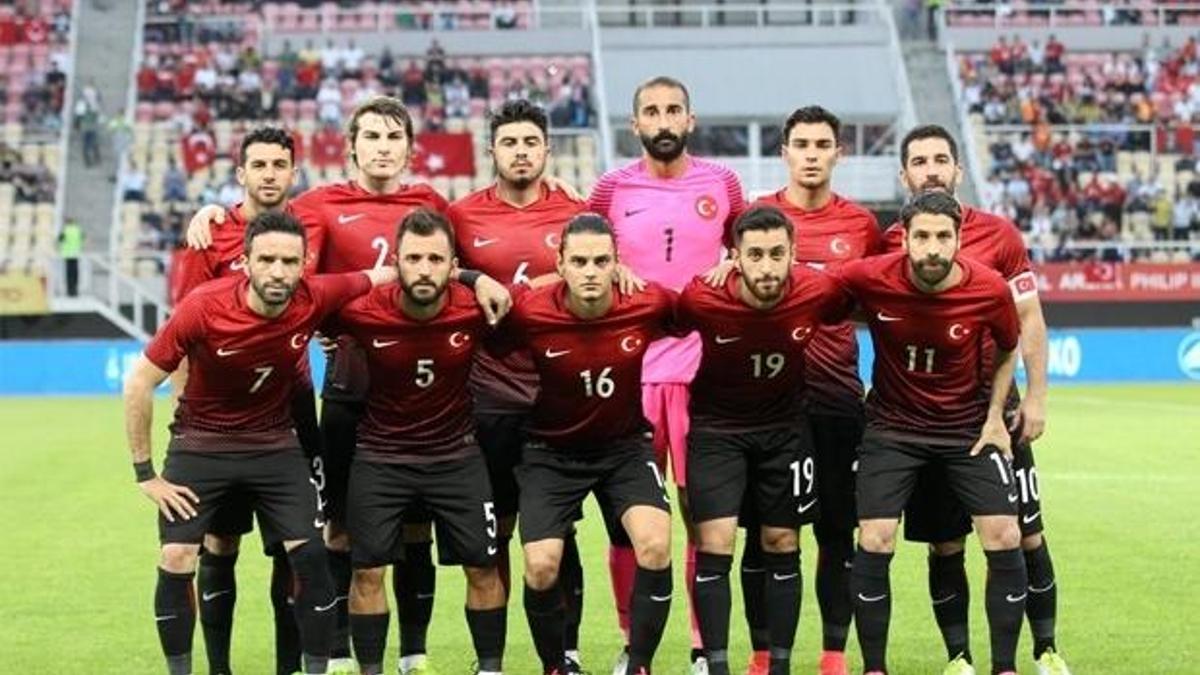 Ukrayna ve Hırvatistan maçlarının hakemleri belli oldu