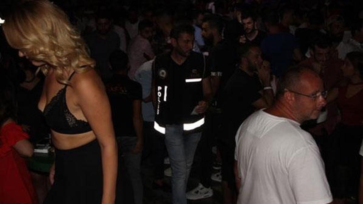 Bodrum Gümbet'teki barlar sokağında operasyon