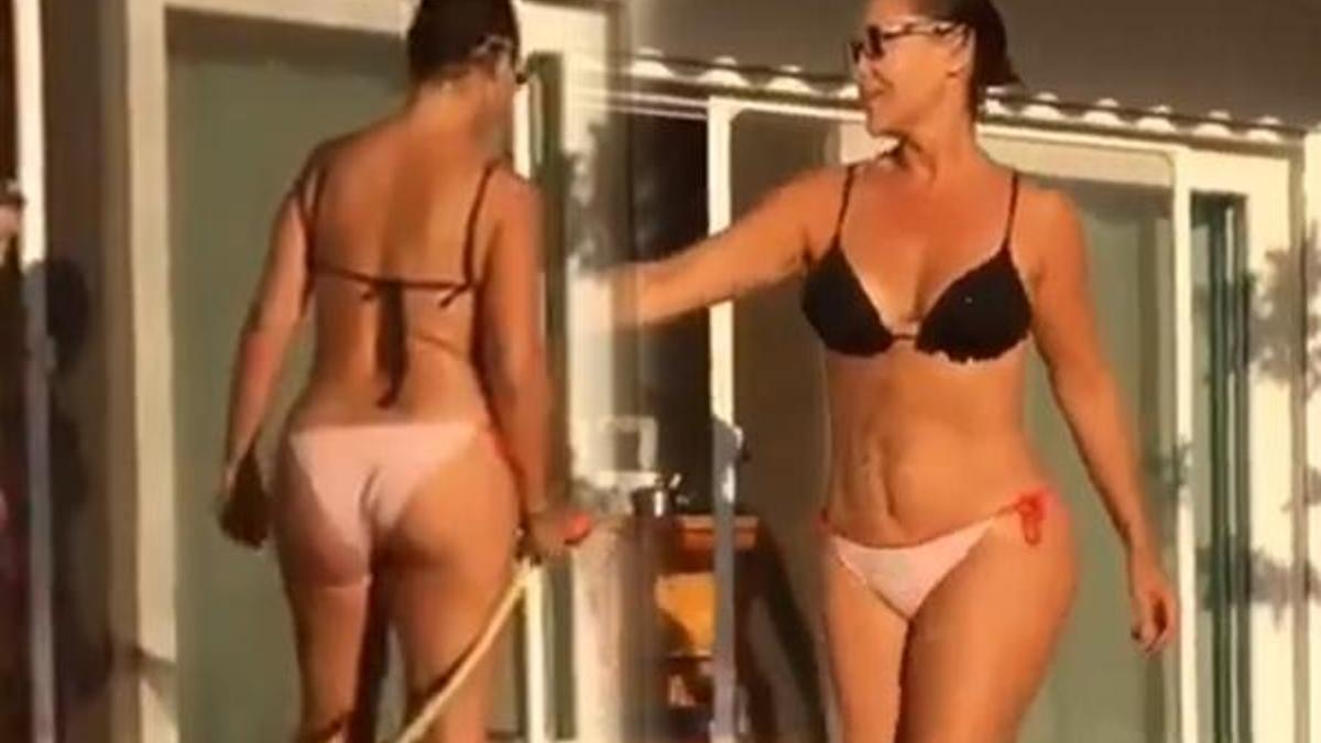 Hülya Avşar balkonda şov yaptı!