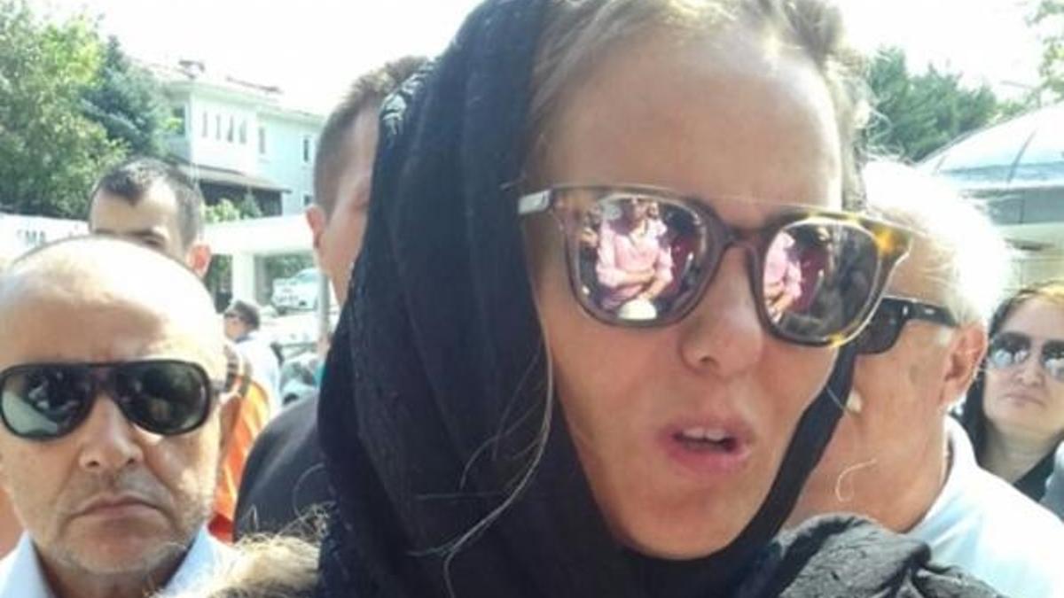 Melike Öcalan: Vatan'ın otel odasında olması...