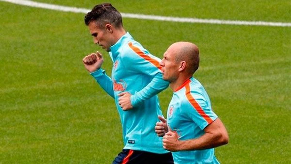Van Persie’ye uyarı var