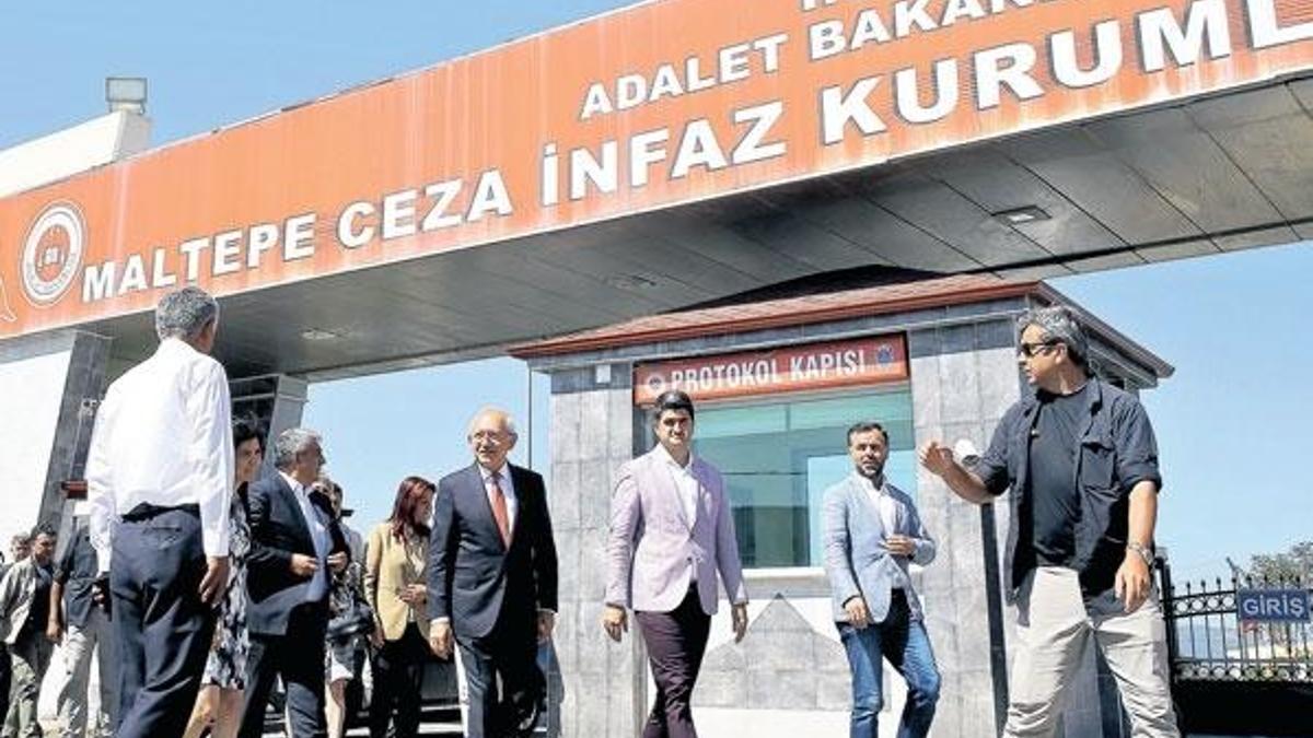 ‘Milli irade hapse atıldı’
