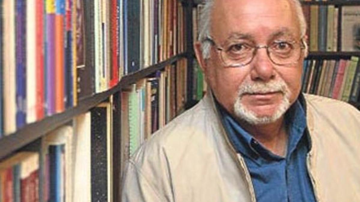 Gazeteci ve yazar Doğan Yurdakul hayatını kaybetti