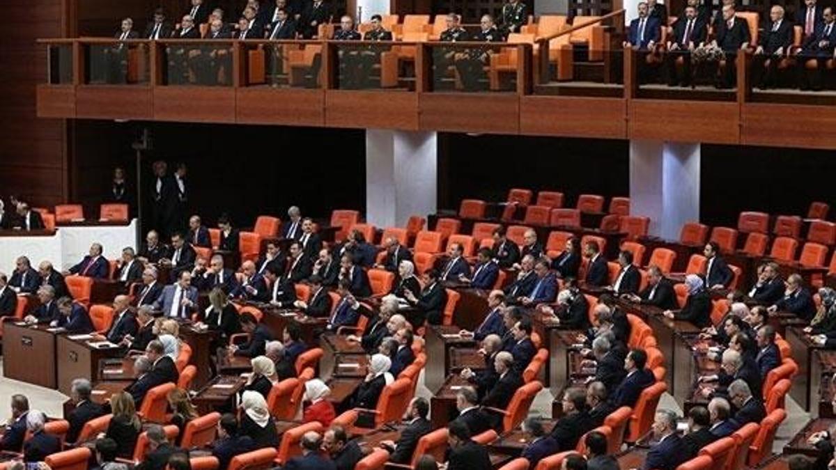TBMM'de ülkelerinde birden fazla evlilik yapanlara ‘vatandaşlık’ arayışı
