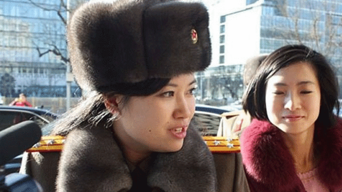 Kim Jong-un 'sigara içme' diyen sevgilisine...