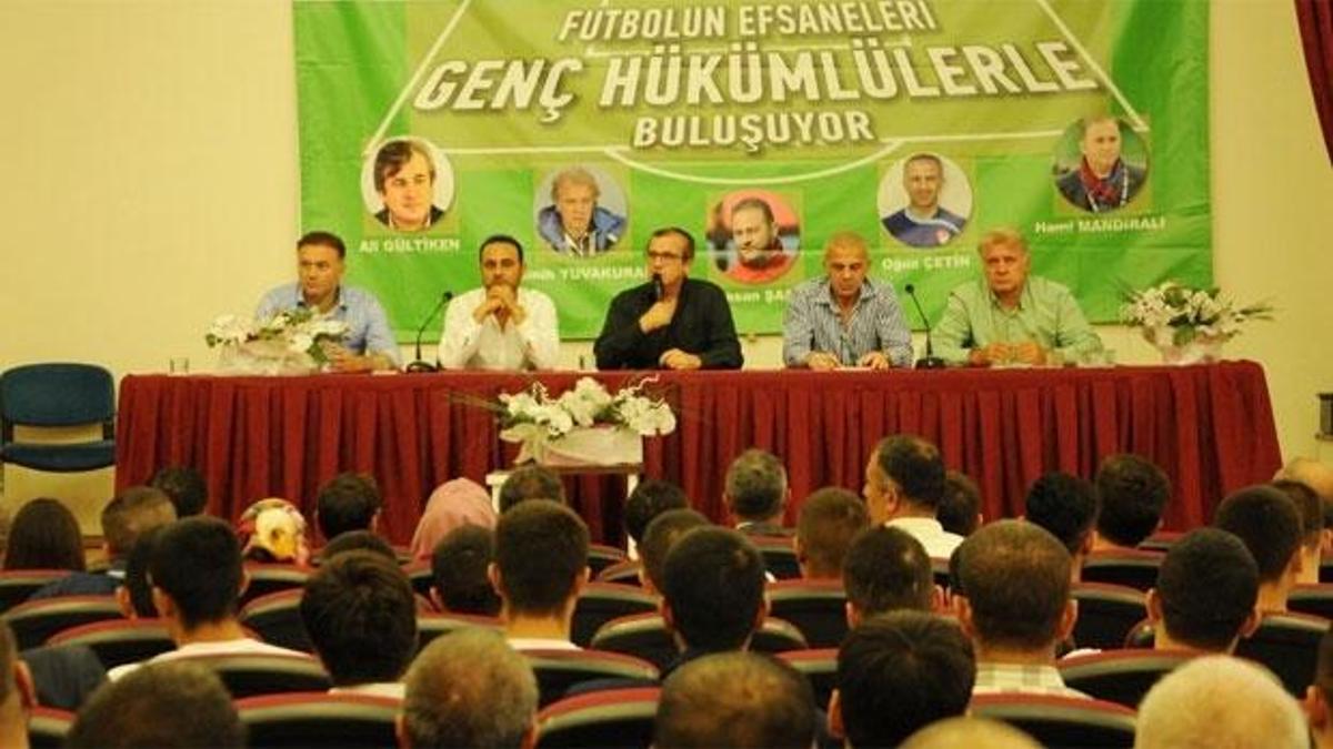Efsaneler hükümlülerle buluştu