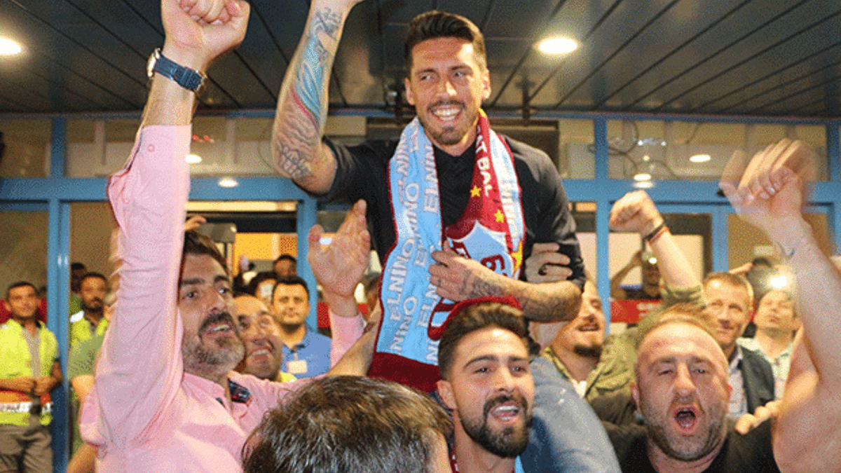 Sosa ve Volkan'a coşkulu karşılama