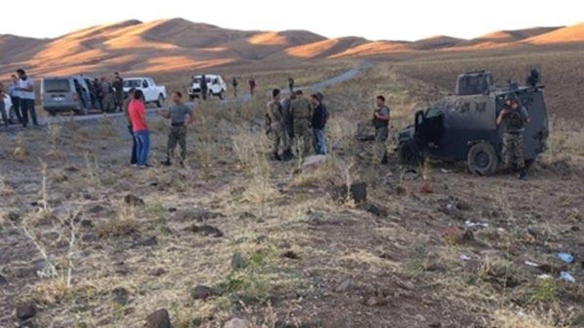Van'da zırhlı polis aracı takla attı: 1 şehit, 3 yaralı
