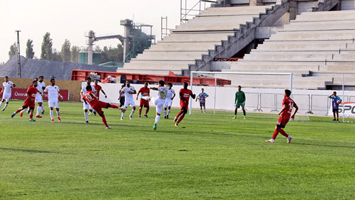 Ümraniyespor tek golle geçti