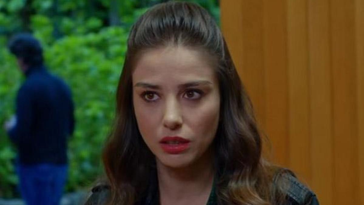 Dolunay 11. yeni bölümünde Ferit ile Nazlı başbaşa kalıyor!