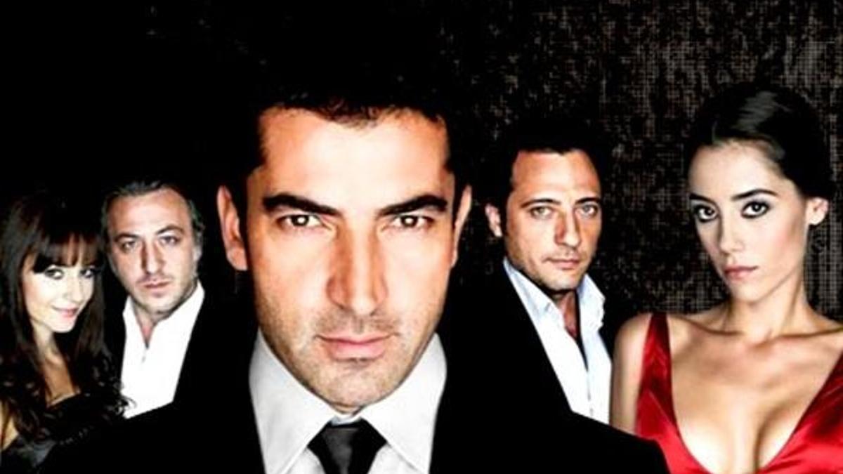 Cansu Dere'den 'Ezel' sürprizi!