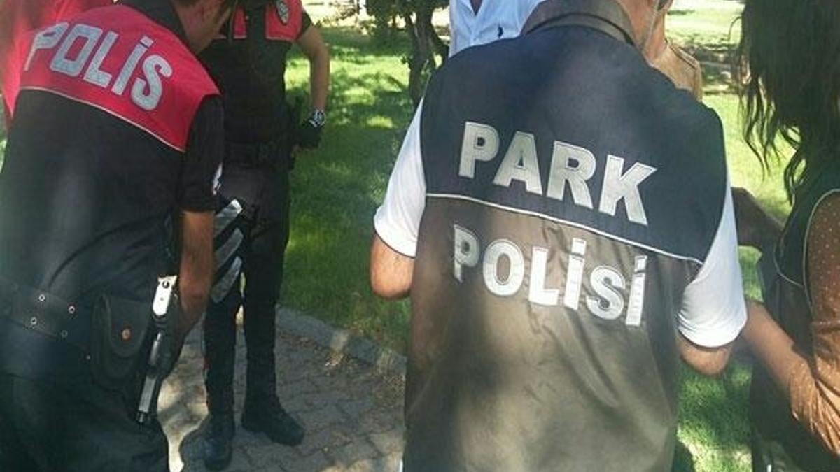 FETÖ zanlısı parkta yakalandı