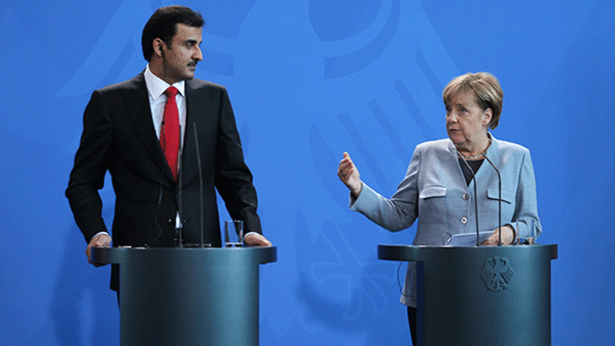 Merkel: Endişeyle takip ediyoruz