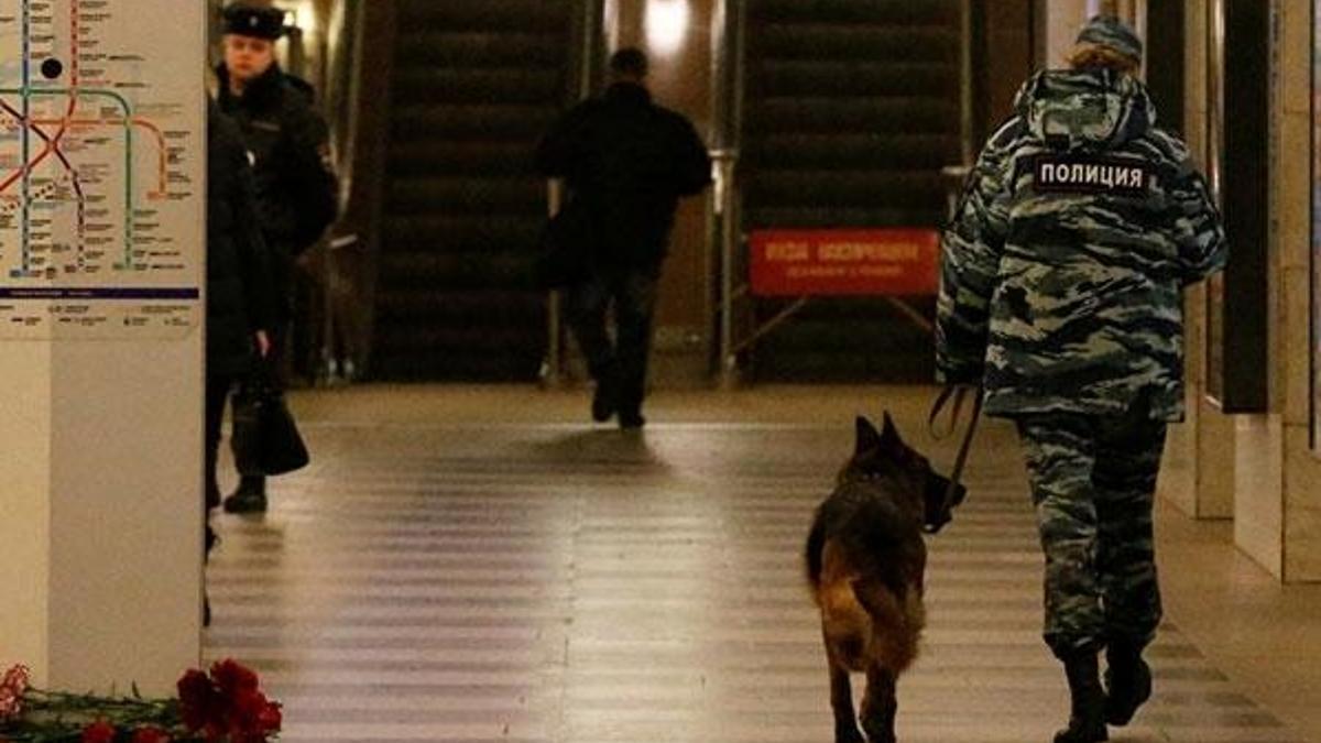 Rusya’da ‘telefon terörü’ yine hortladı: 21 binden fazla kişi tahliye edildi