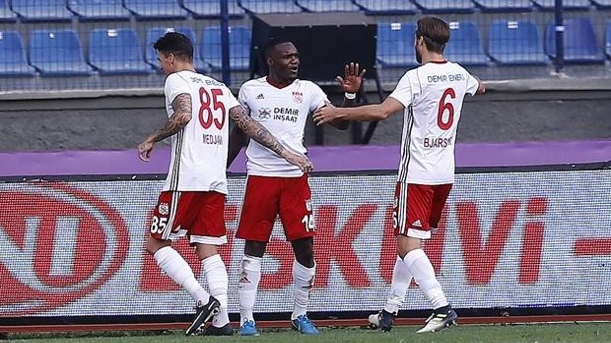Sivas'tan Osmanlı'ya ağır darbe! 6 gol...