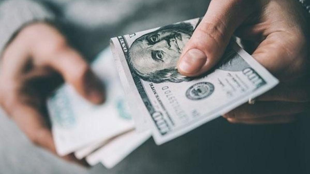 Fed toplantısı ve K. Irak referandumuyla dolar 3.49 lirayı aştı
