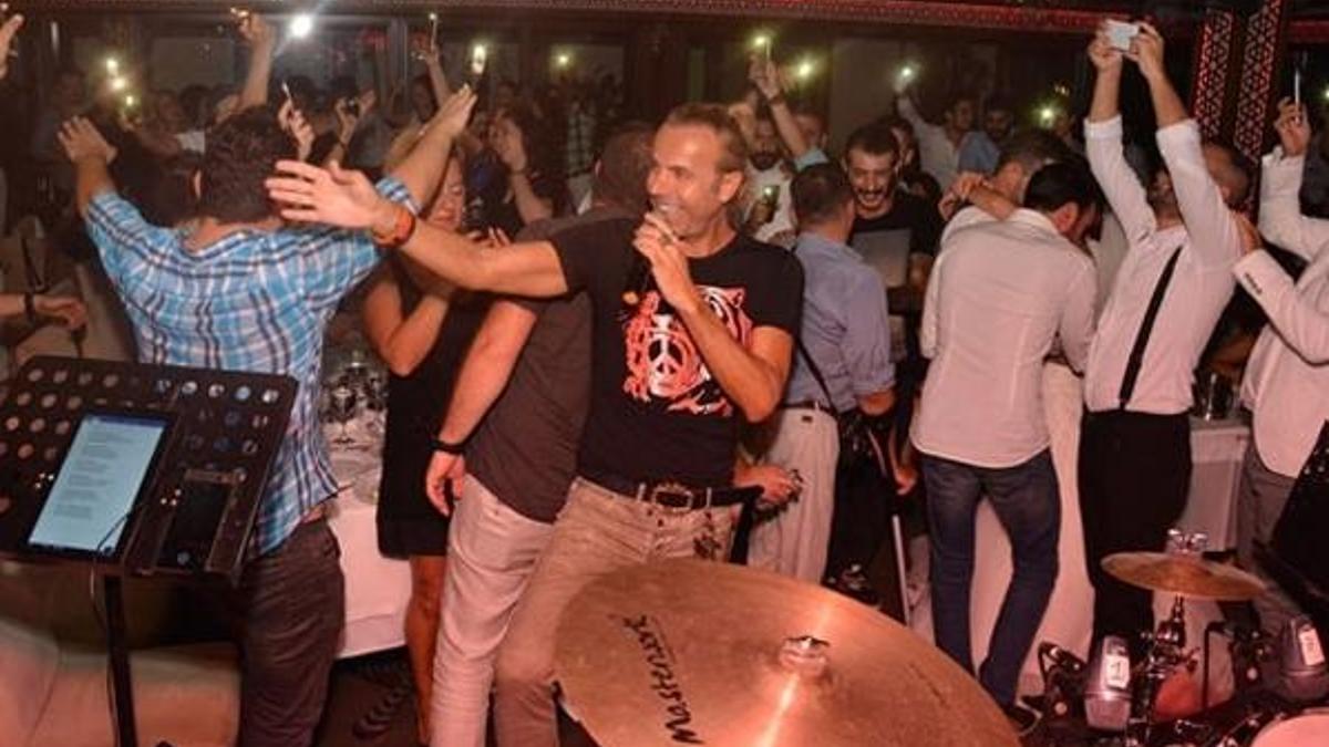 Aslanlı tişörtü dikkat çekti!