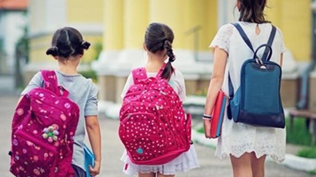 Okul çantasındaki tehlike: Skolyoz