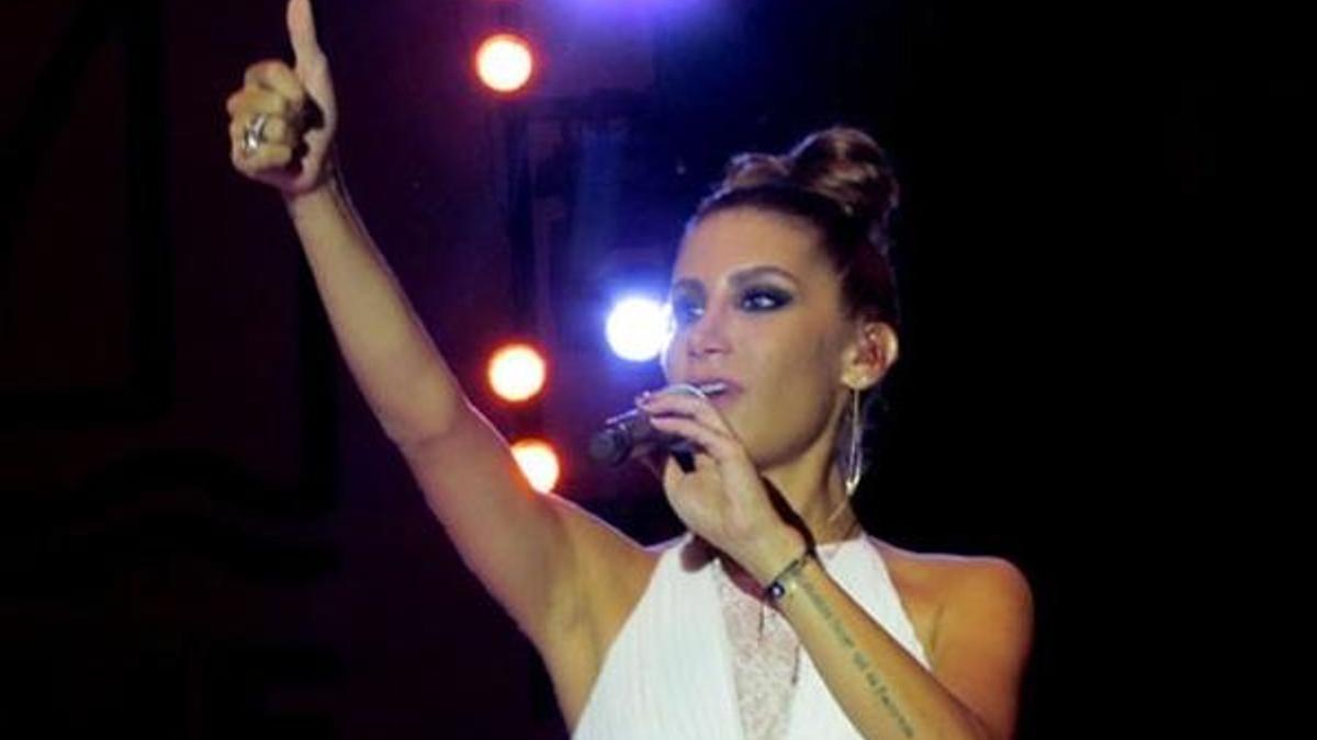 İrem Derici'nin yakınları hastaneye akın etti!