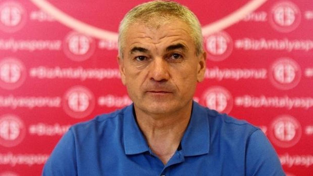 Rıza Çalımbay: "Geldiğimde Eto'o krizi vardı, hala var"