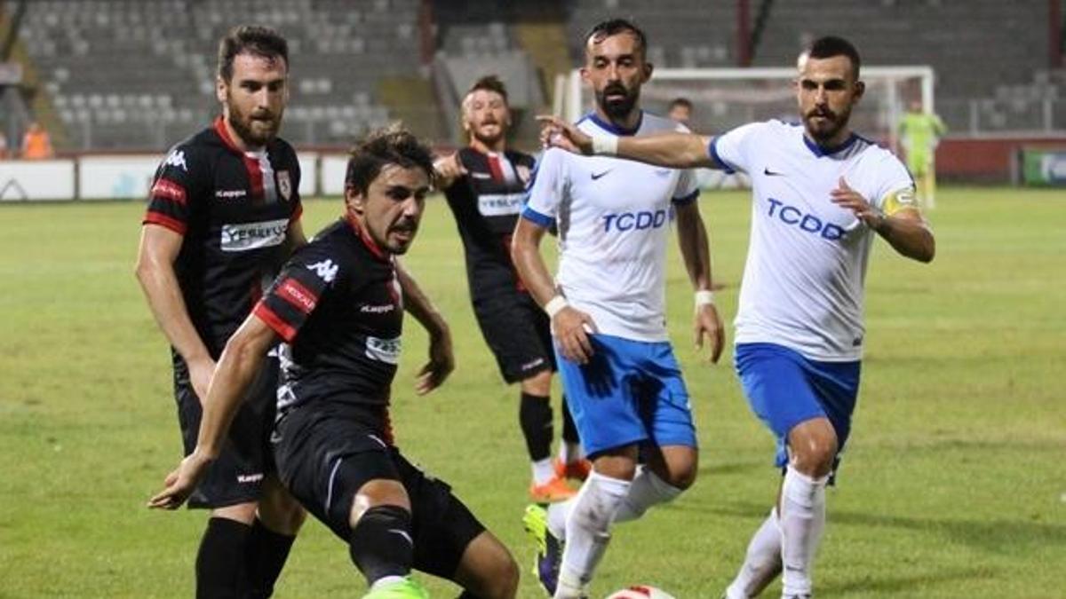 Samsunspor kupadan elendi